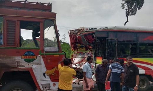 Truck accidemt
